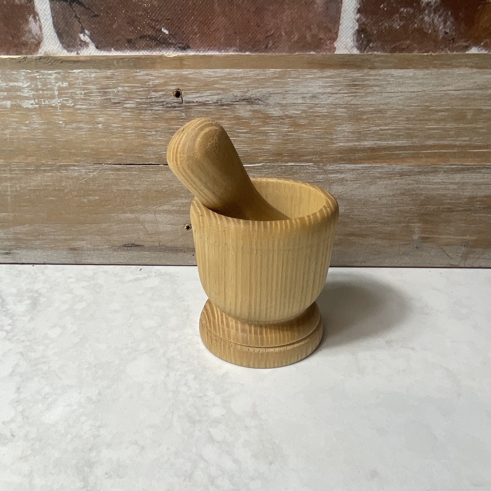 Mortar And Pestle Wood 5"